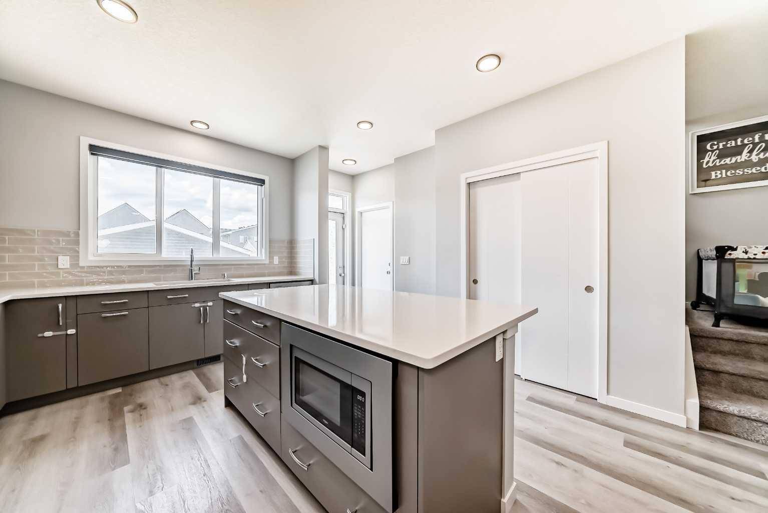 Calgary, AB T3M 3R9,61 Setonstone GN Southeast