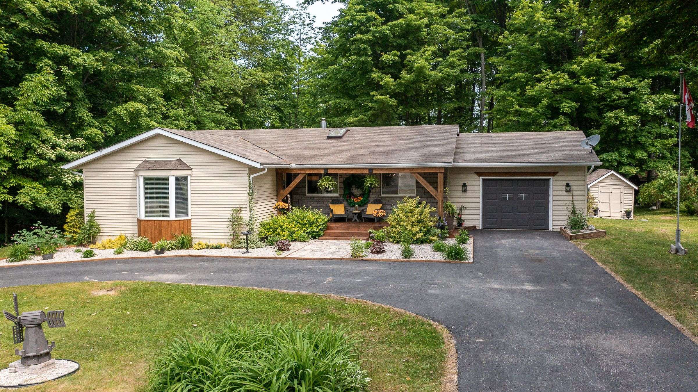 7 Sandy Pines TRL, South Bruce Peninsula, ON N0H 2G0