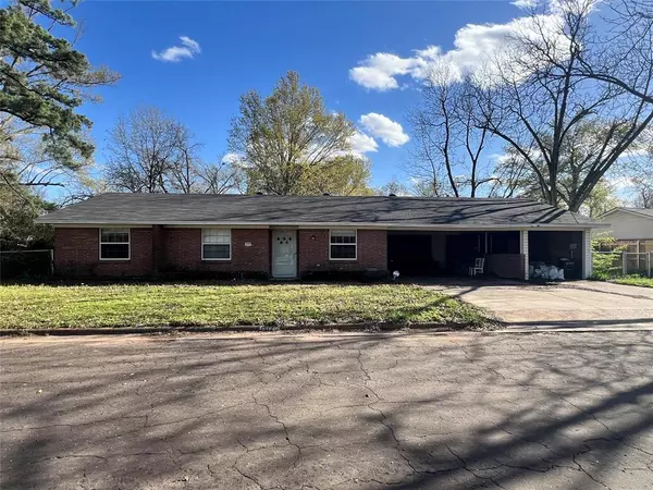 Mineola, TX 75773,117 Nuss Drive