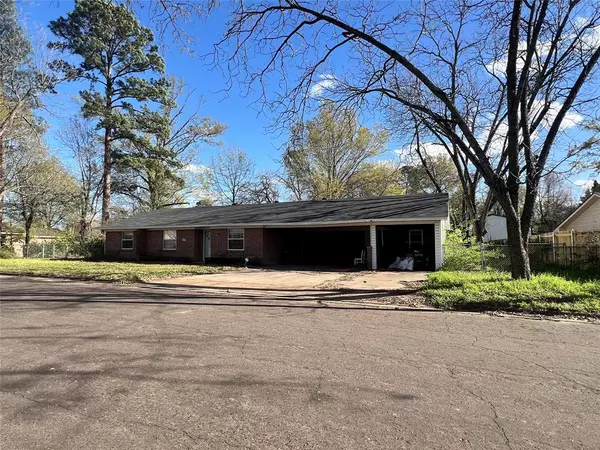 Mineola, TX 75773,117 Nuss Drive