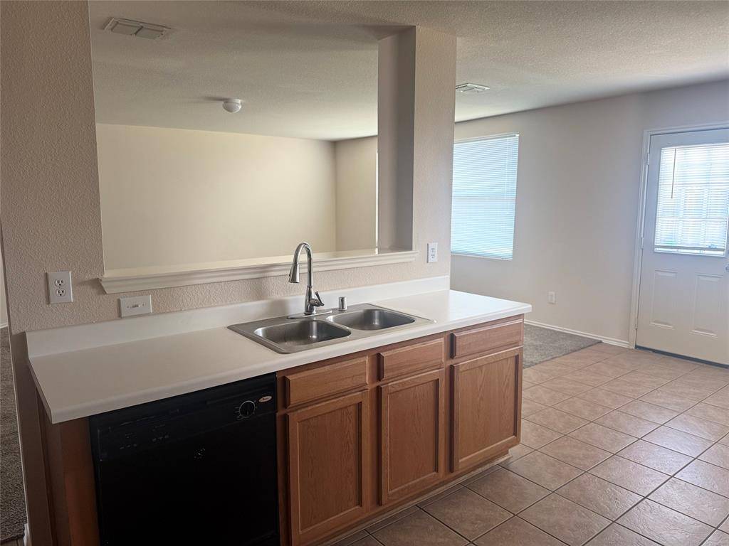 Fort Worth, TX 76247,1613 Rialto Way