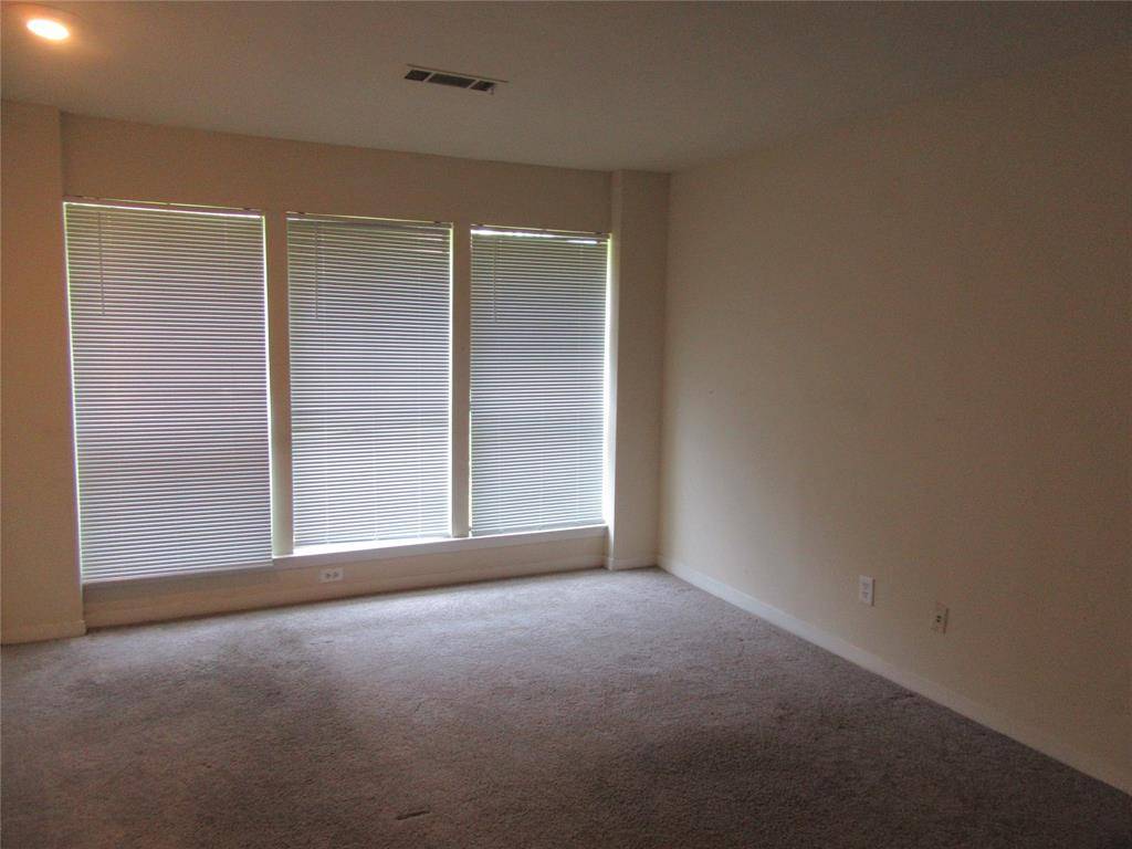 Dallas, TX 75238,9516 Summerhill Lane