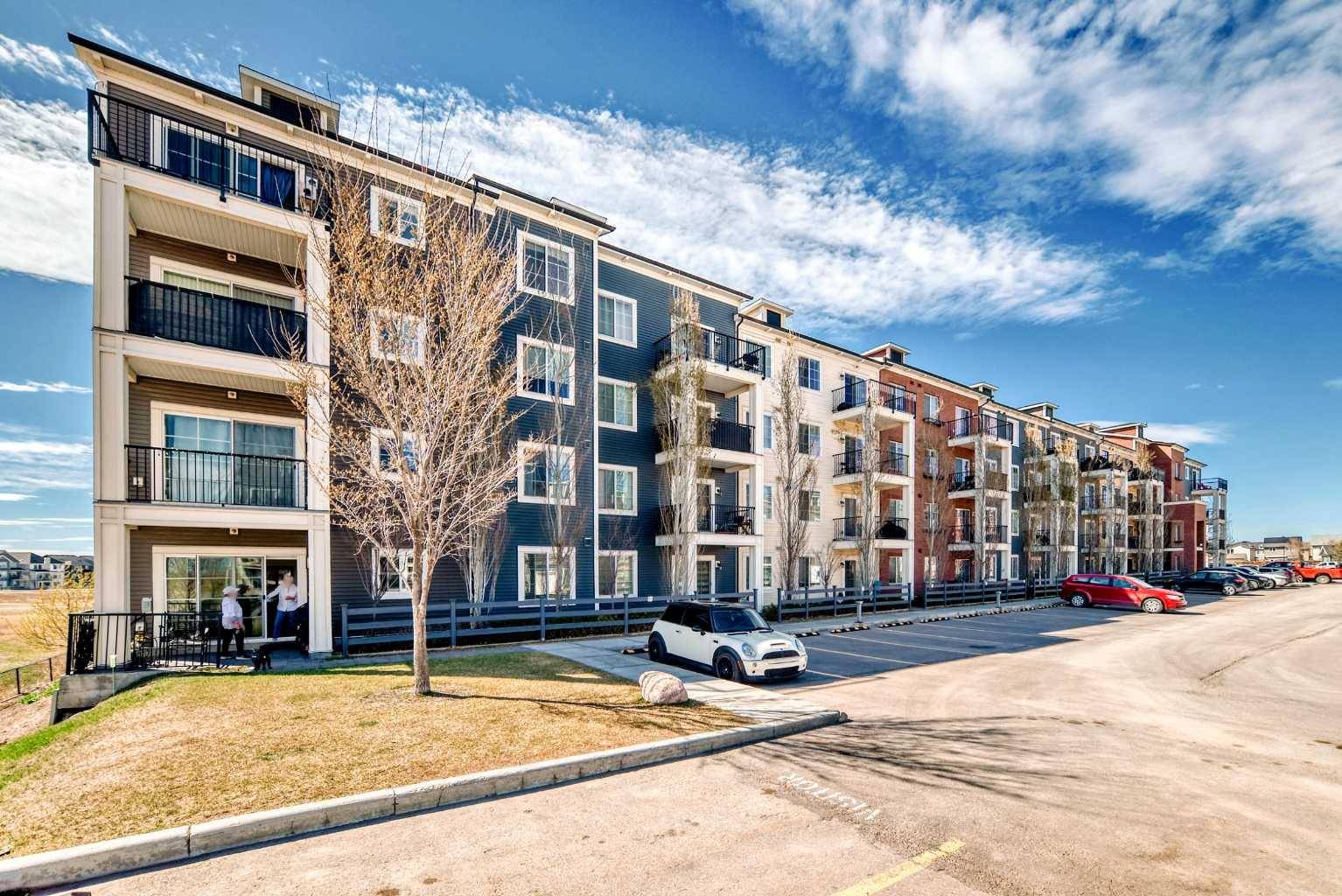 Calgary, AB T2Z 5C9,99 Copperstone PARK Southeast #3214