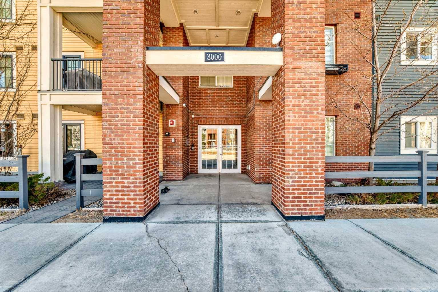 Calgary, AB T2Z 5C9,99 Copperstone PARK SE #3214