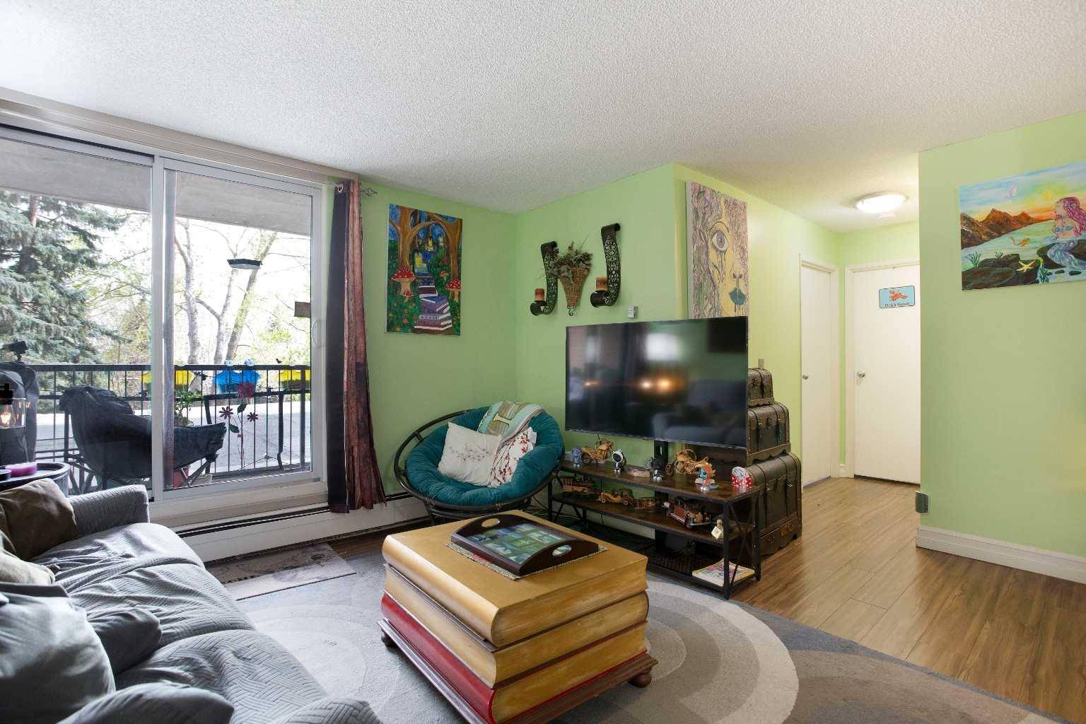 4944 Dalton DR NW #208, Calgary, AB T3A 2E6