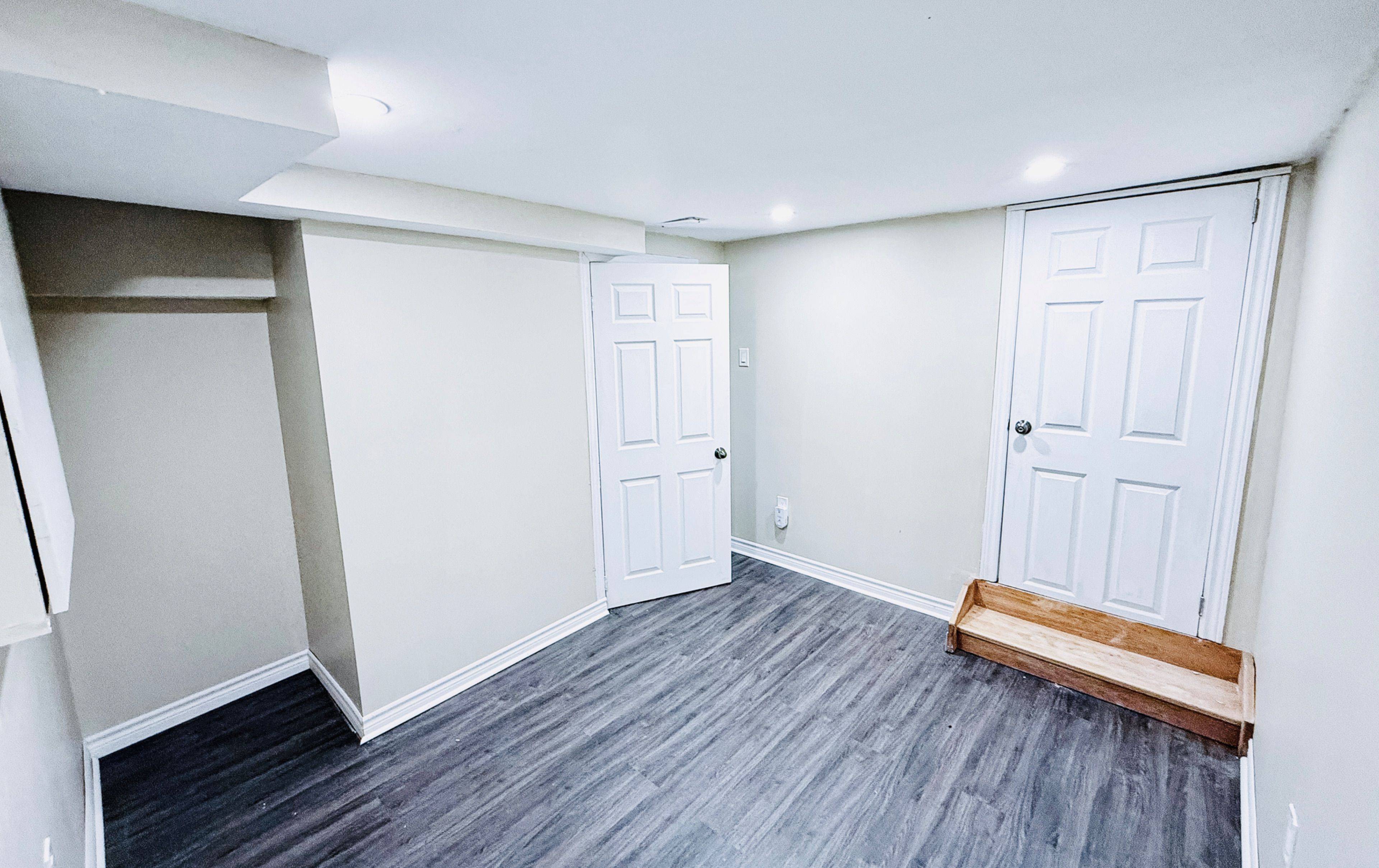 Whitchurch-stouffville, ON L4A 2X6,6072 Hillsdale DR #Lower