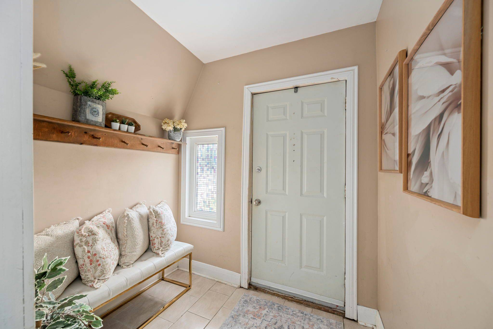 London East, ON N5W 1A6,1100 Hamilton RD