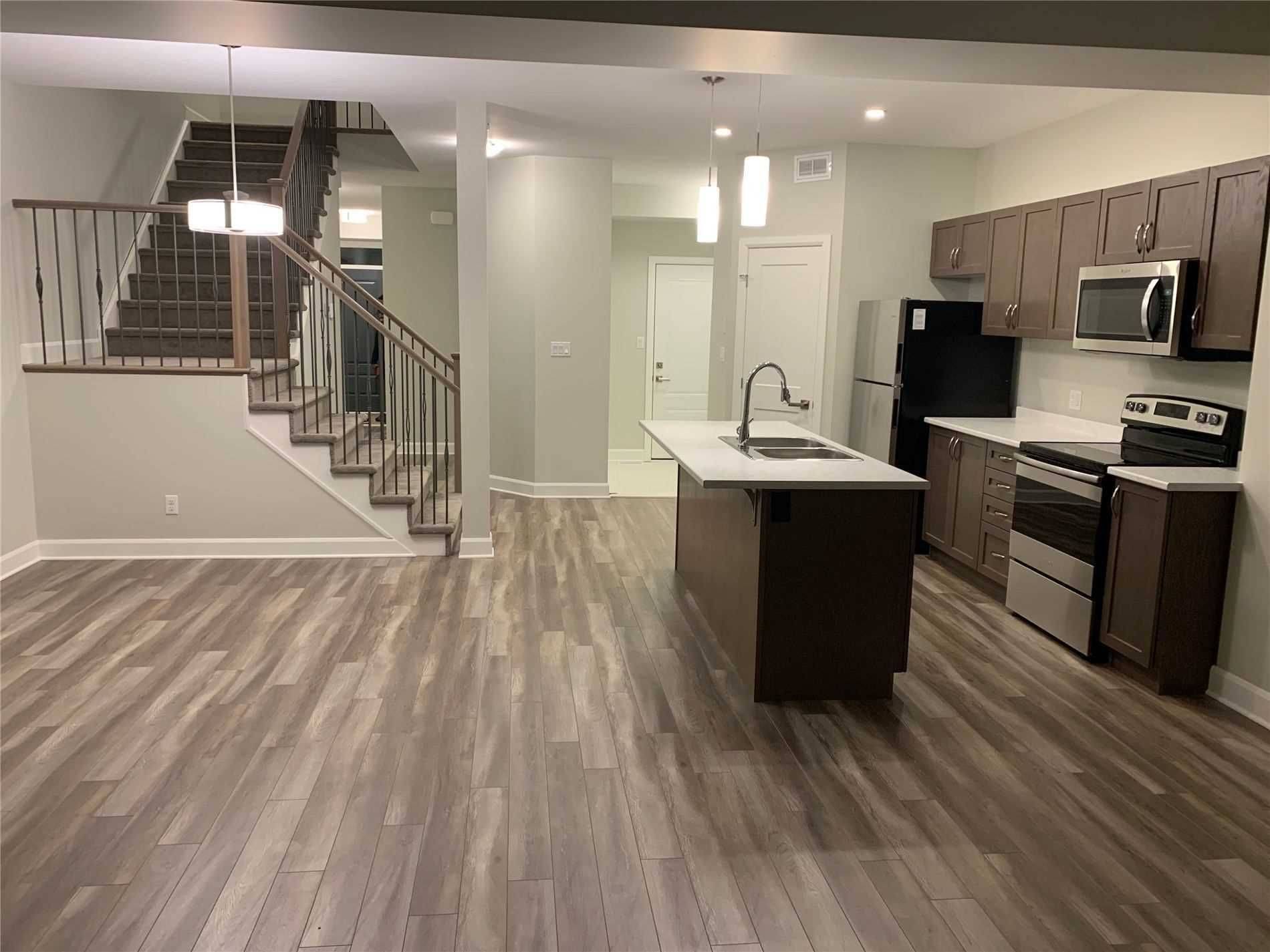 Kingston, ON K7M 3L8,1209 Max CRES