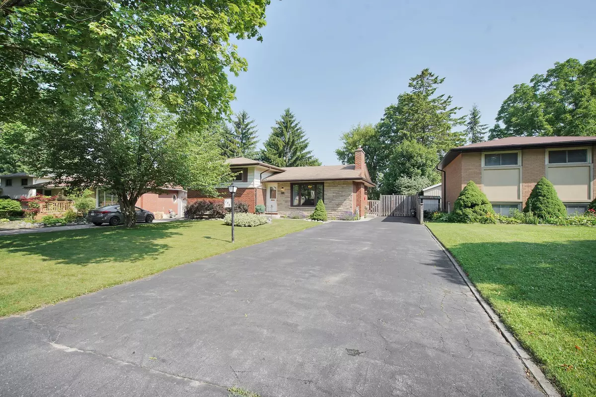 London South, ON N6J 1Z6,148 Tavistock RD