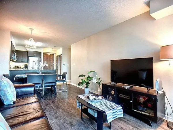 Richmond Hill, ON L4B 0B1,185 Oneida CRES #802