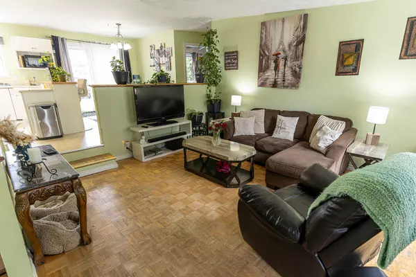 Petawawa, ON K8A 7K1,625 Anne ST