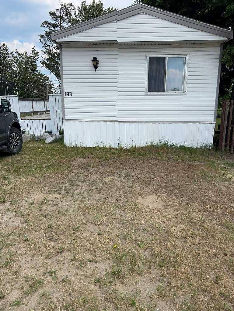 20 HILLPARK MOBILE PARK, Whitecourt, AB T7S 1J3
