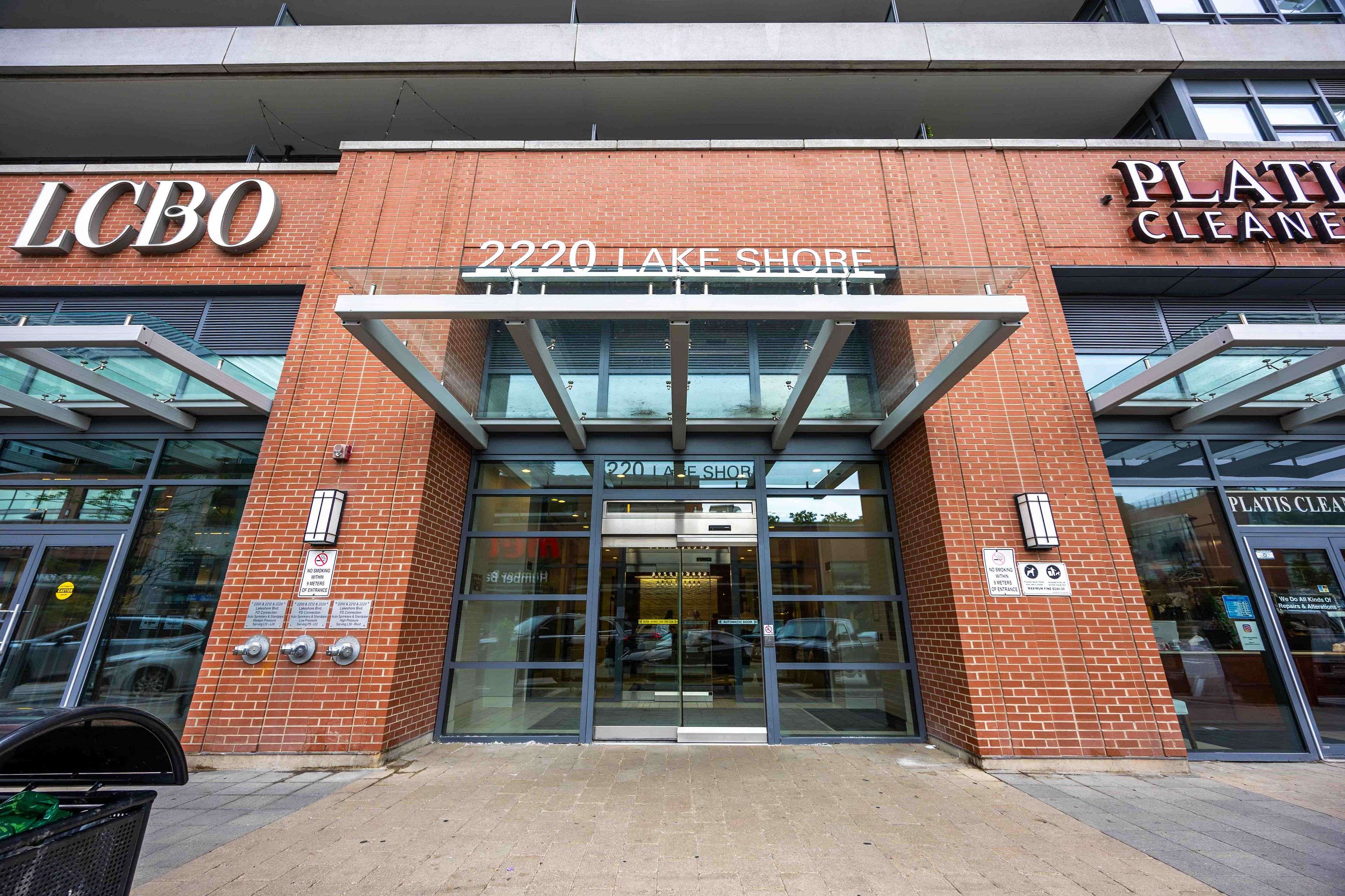 Toronto W06, ON M8V 0C1,2220 Lake Shore BLVD W #2806
