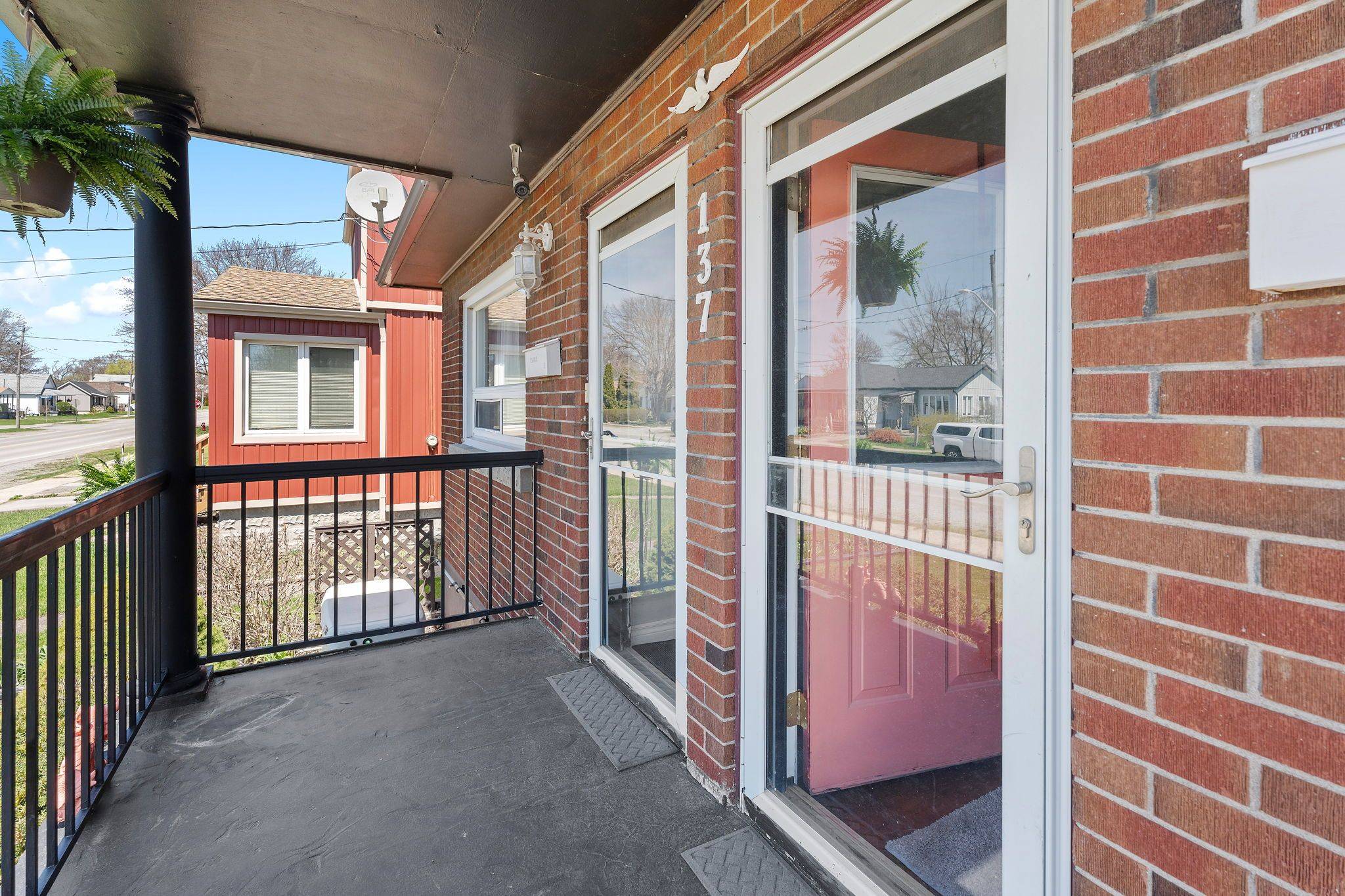 Port Colborne, ON L3K 2K1,137 Wellington ST