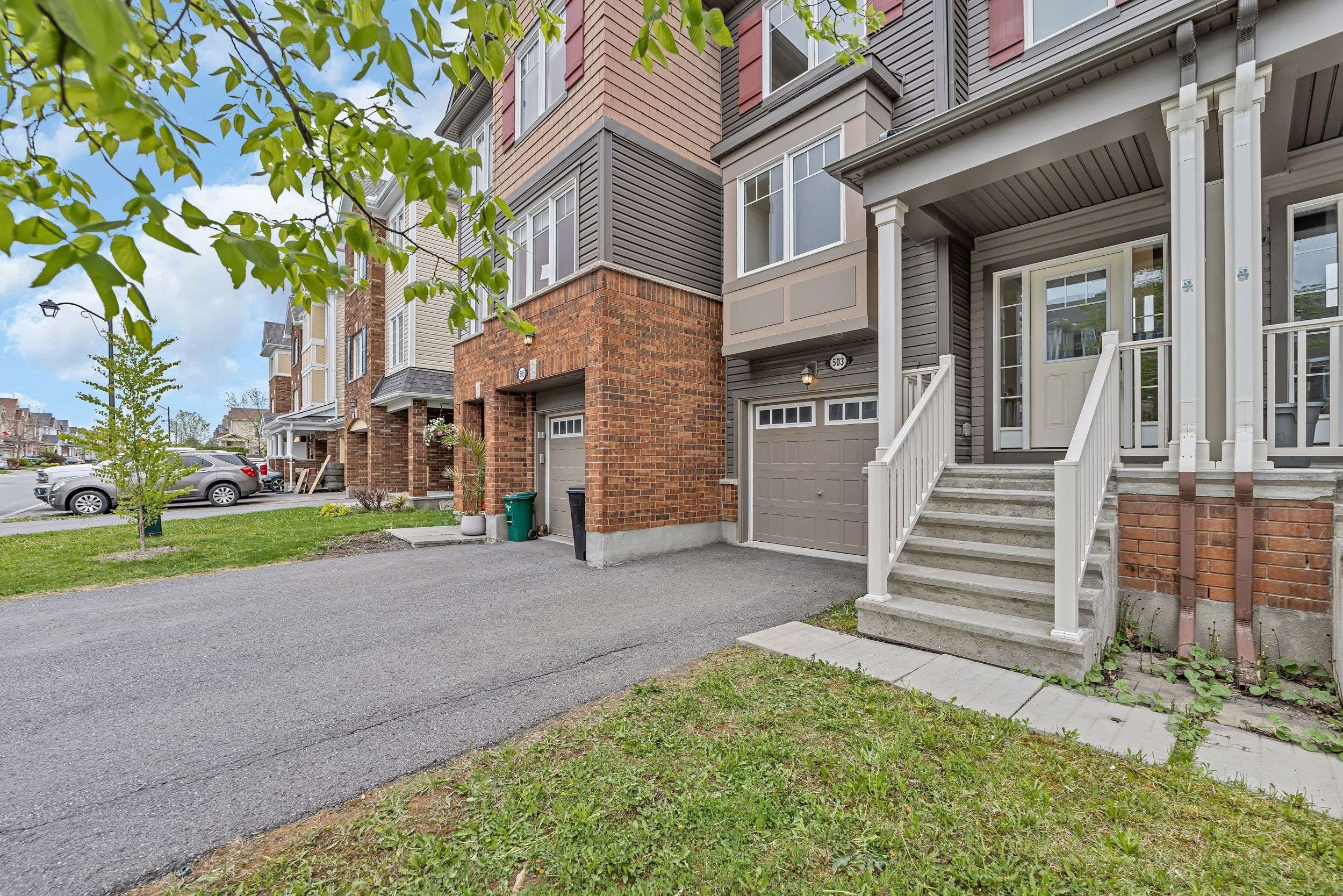 Kanata, ON K2M 0J4,503 Coldwater CRES