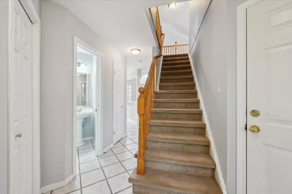 Guelph, ON N1L 1K2,60 Camm CRES