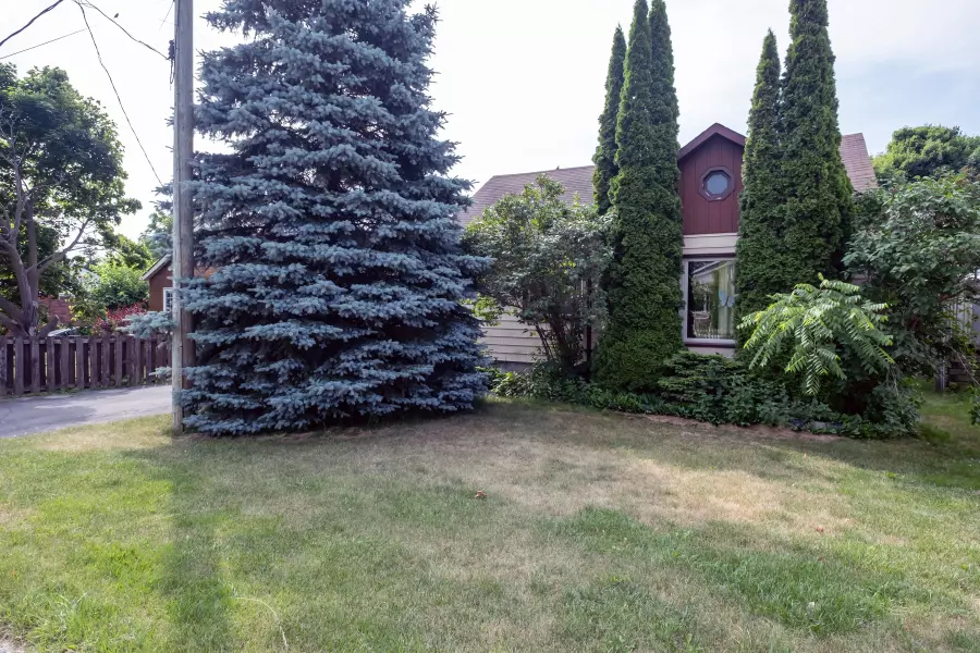 151 Wilkins ST, Quinte West, ON K8V 3N6