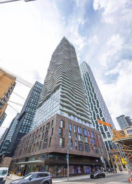 100 Dalhousie ST #1112, Toronto C08, ON M5B 1E1