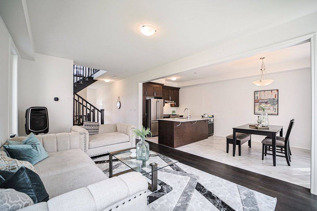 Pickering, ON L1X 0K6,1859 Weeping Willow LN
