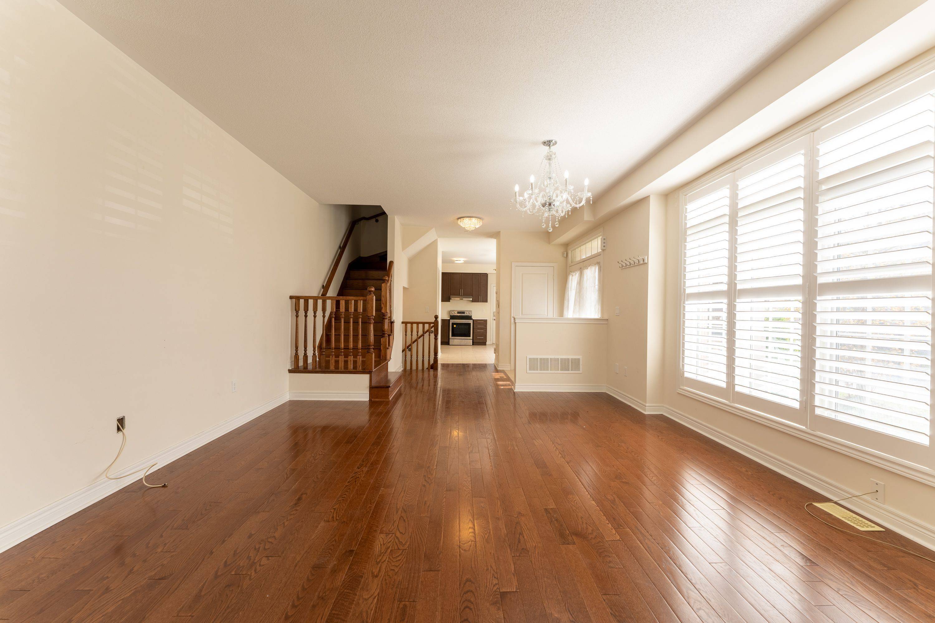 Markham, ON L6E 1K7,1 Green Hollow CT