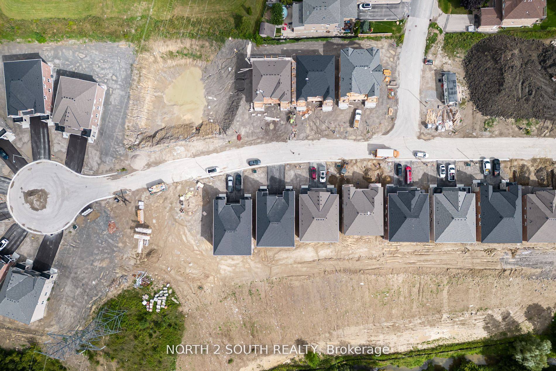 Vaughan, ON L4H 5G5,36 Virro CT