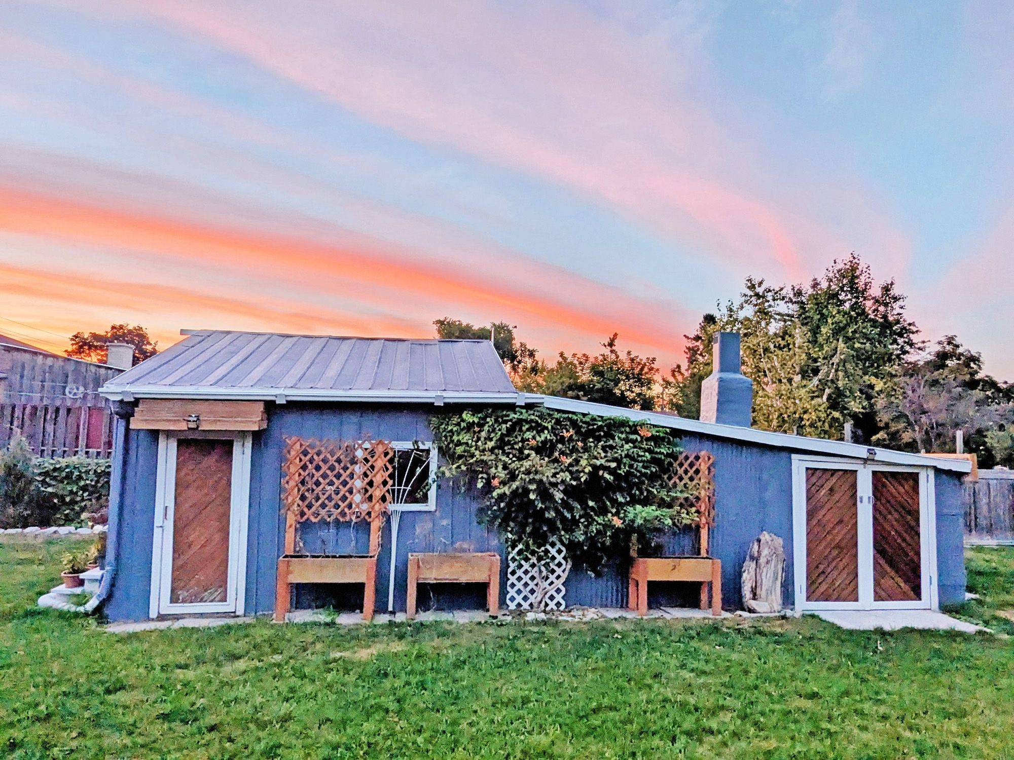 Bradford West Gwillimbury, ON L3Z 1Y7,333 Walker AVE #Main Floor