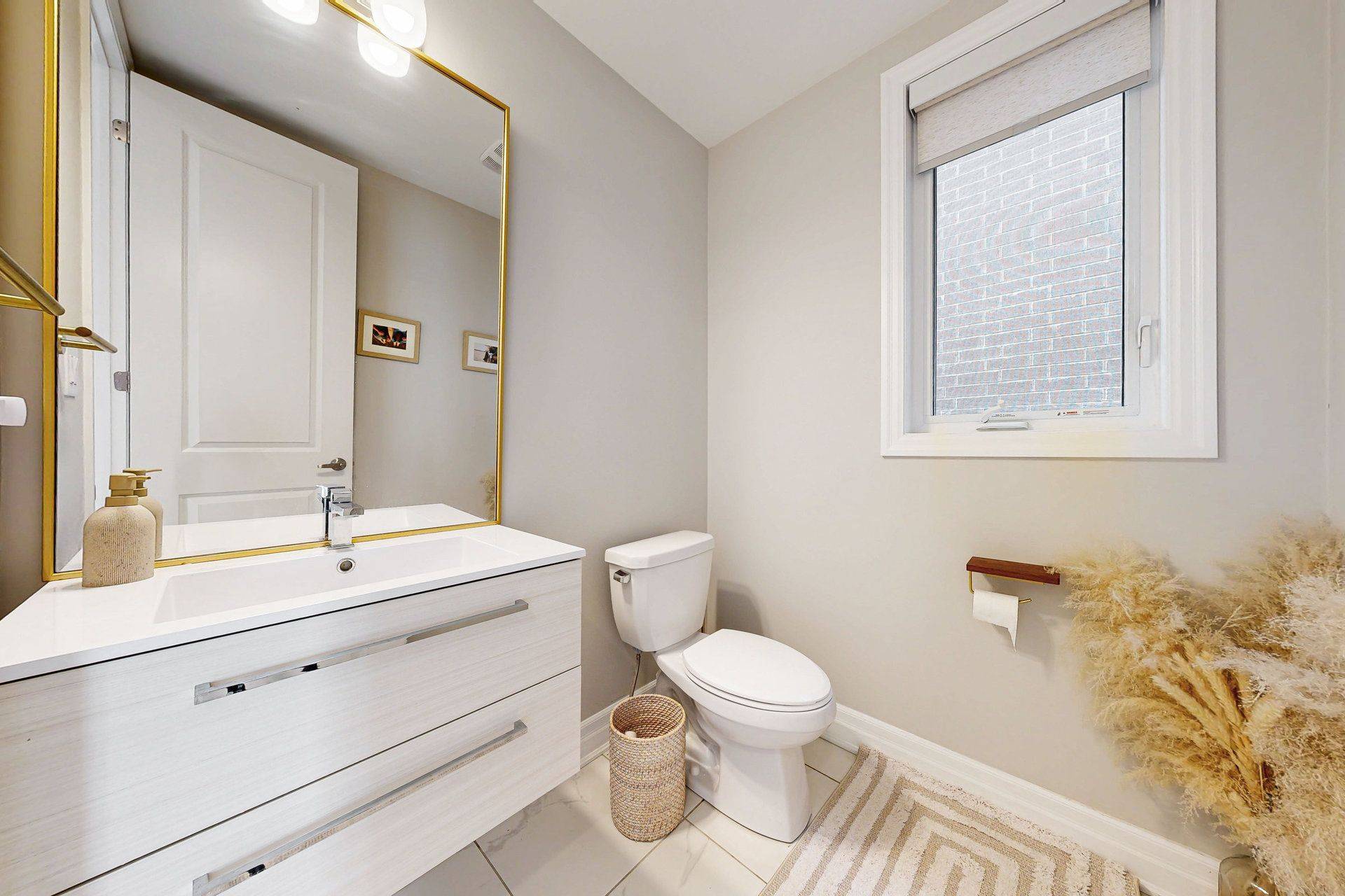 Milton, ON L9E 1W3,1278 Kovachik BLVD