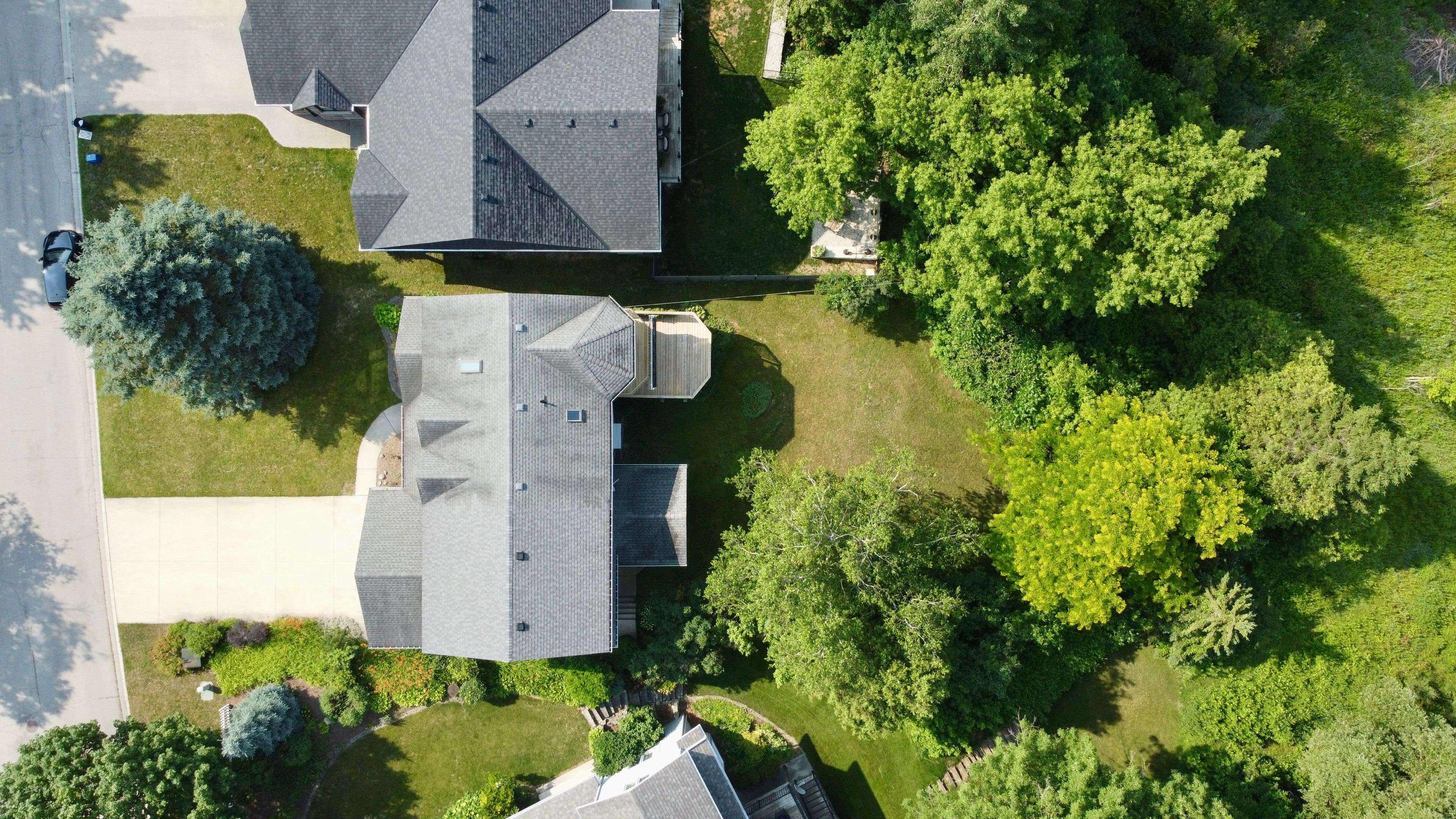 Hanover, ON N4N 3S2,222 2nd AVE