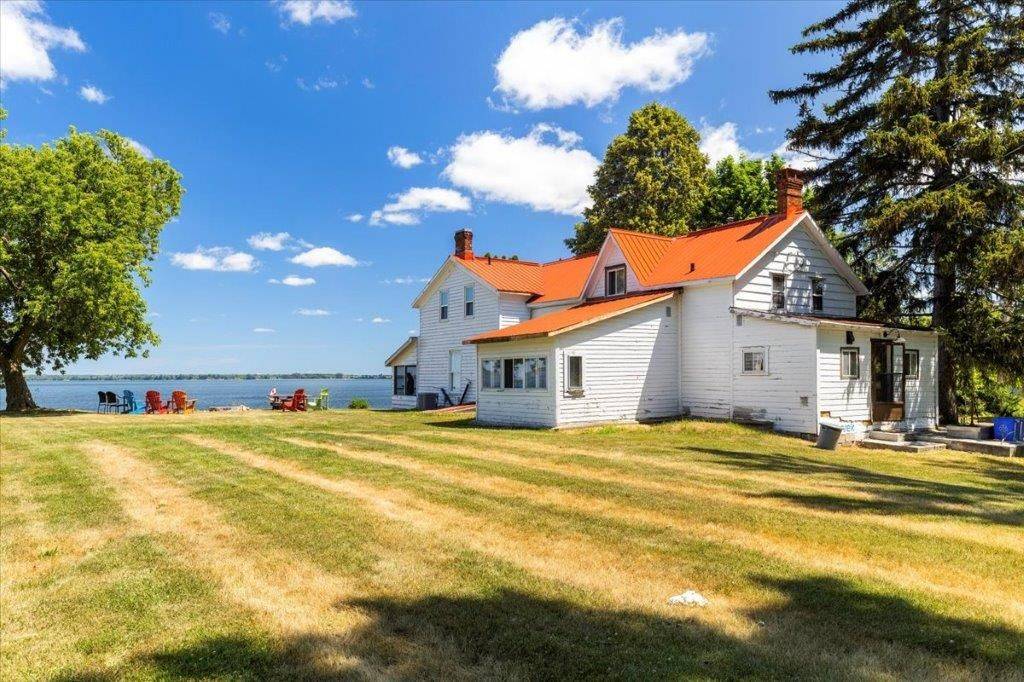 Prince Edward County, ON K0K 1W0,34 Owen LN
