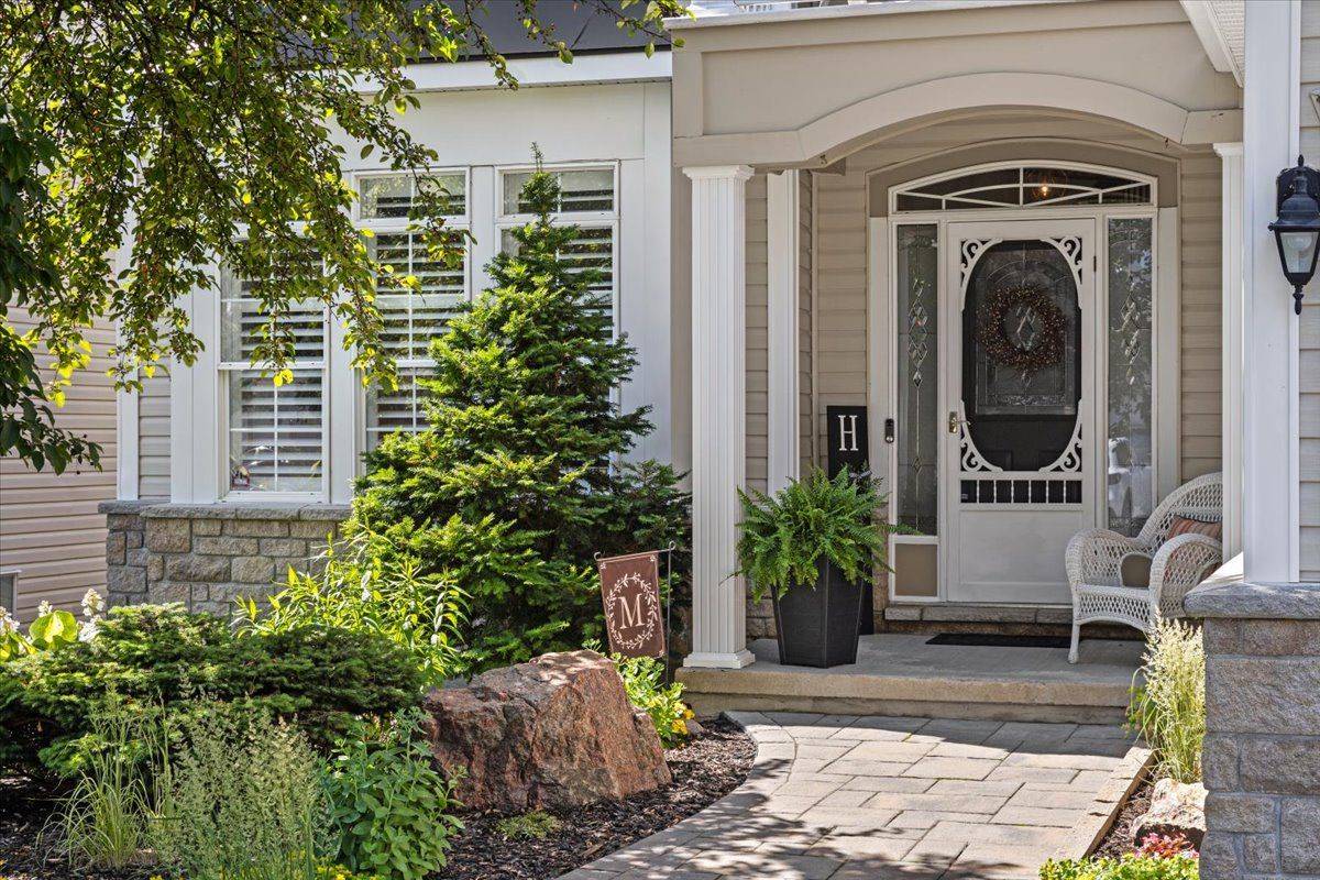 Kanata, ON K2T 1G4,57 Insmill CRES
