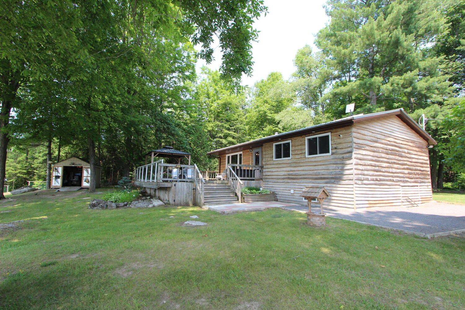 Stirling-rawdon, ON K0K 2M0,291 Roma LN
