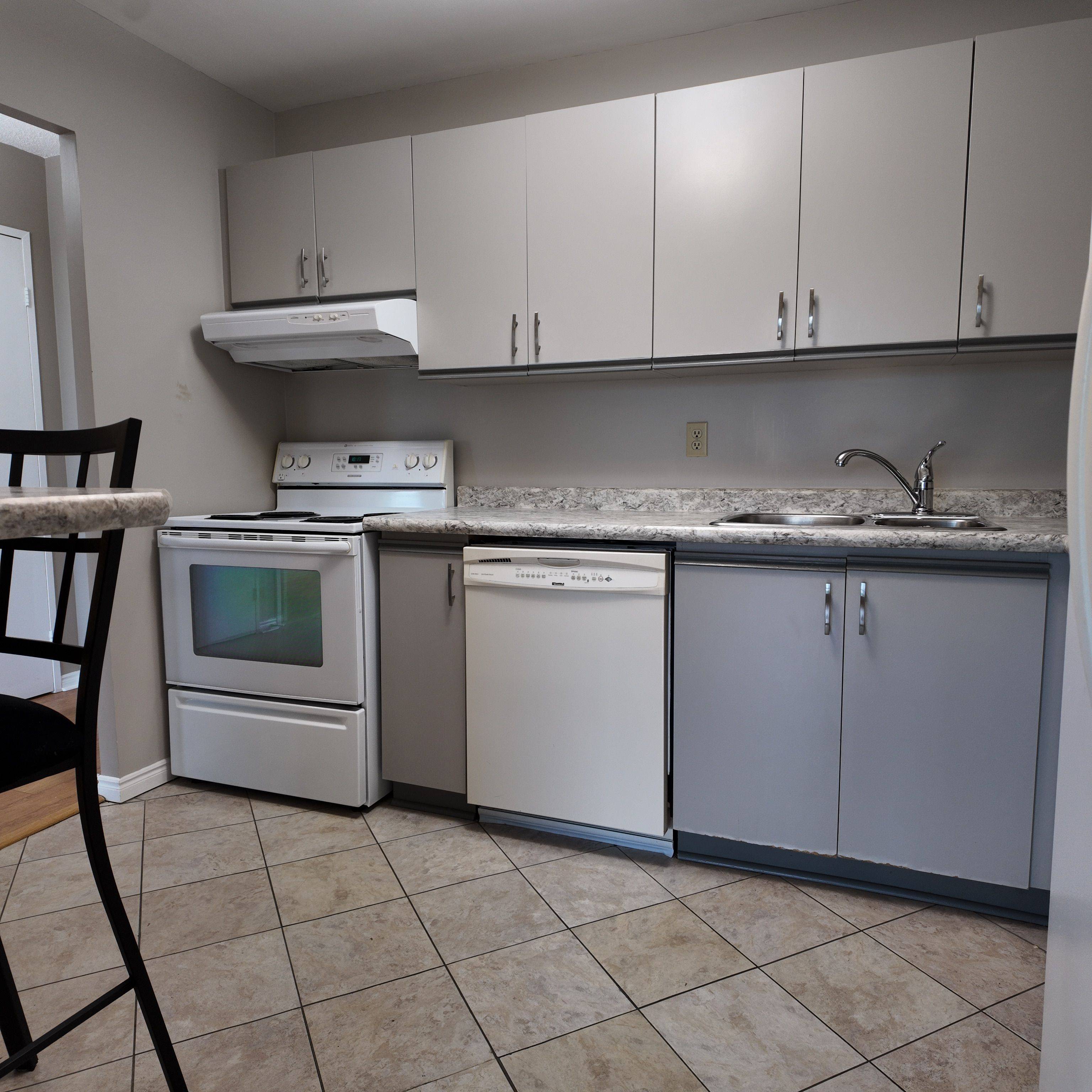 London East, ON N5Y 5J8,650 Cheapside ST #606