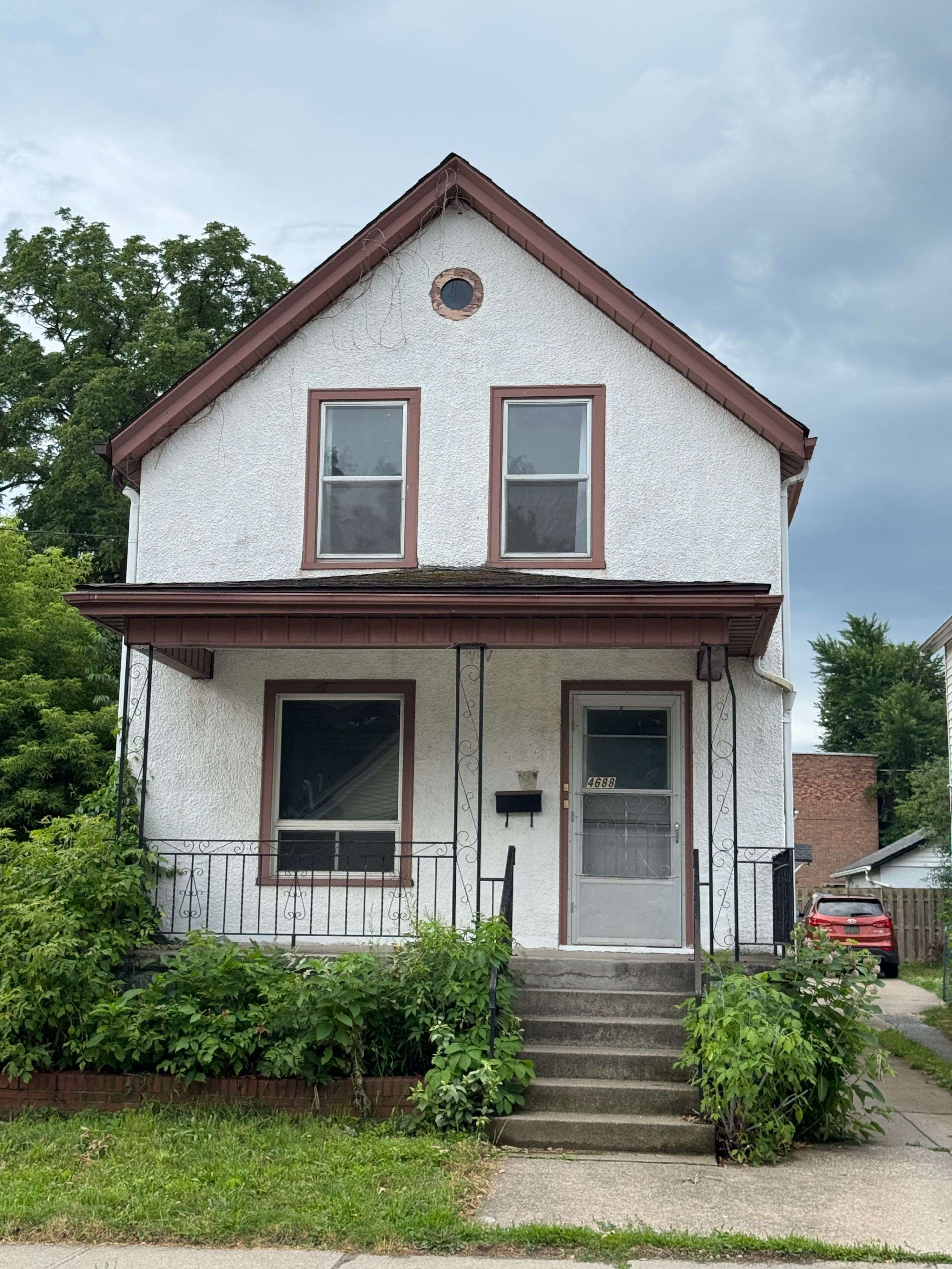 Niagara Falls, ON L2E 1E5,4688 Ryerson CRES