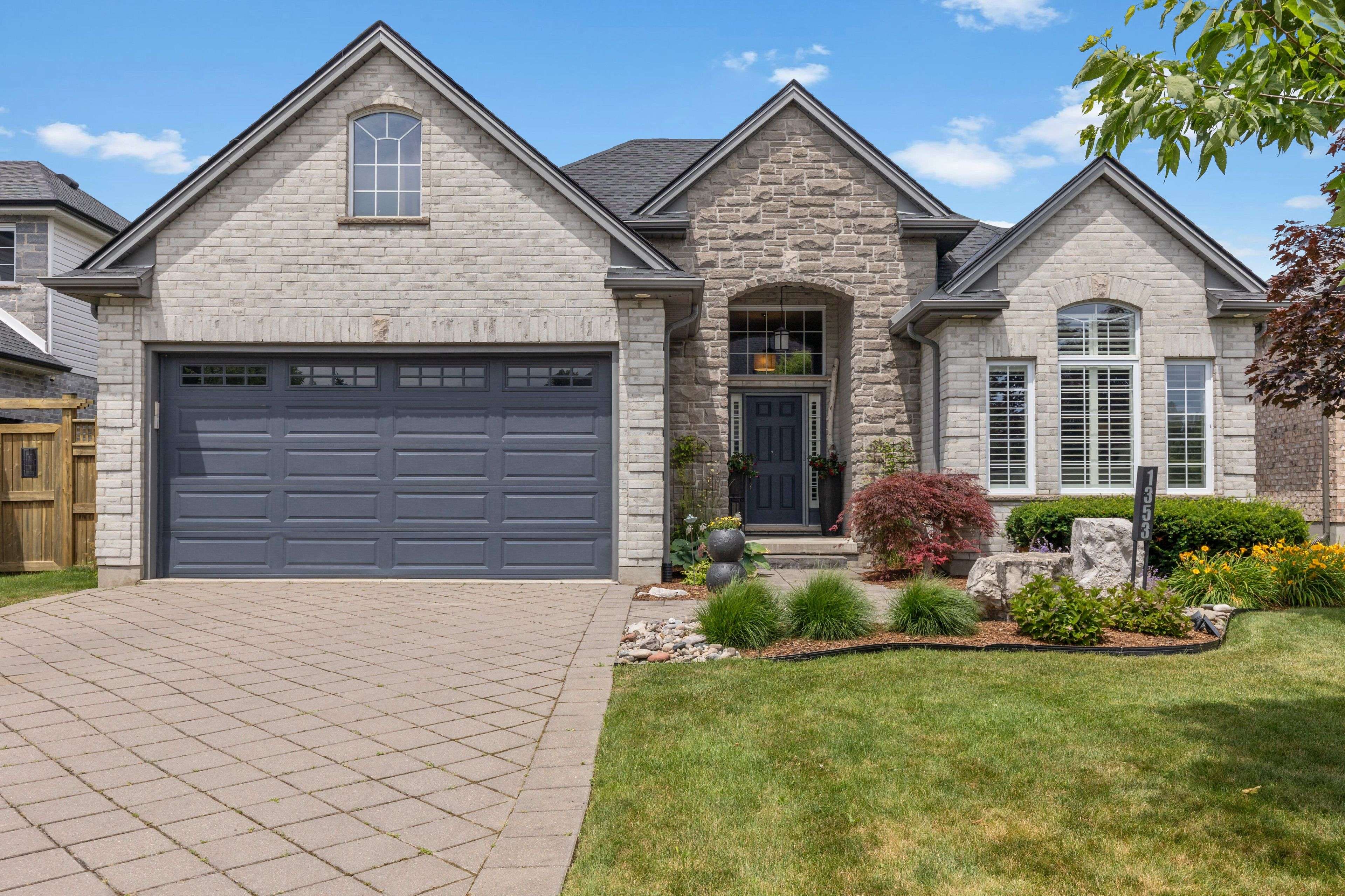 1353 Staffordshire RD, London North, ON N6H 0B9