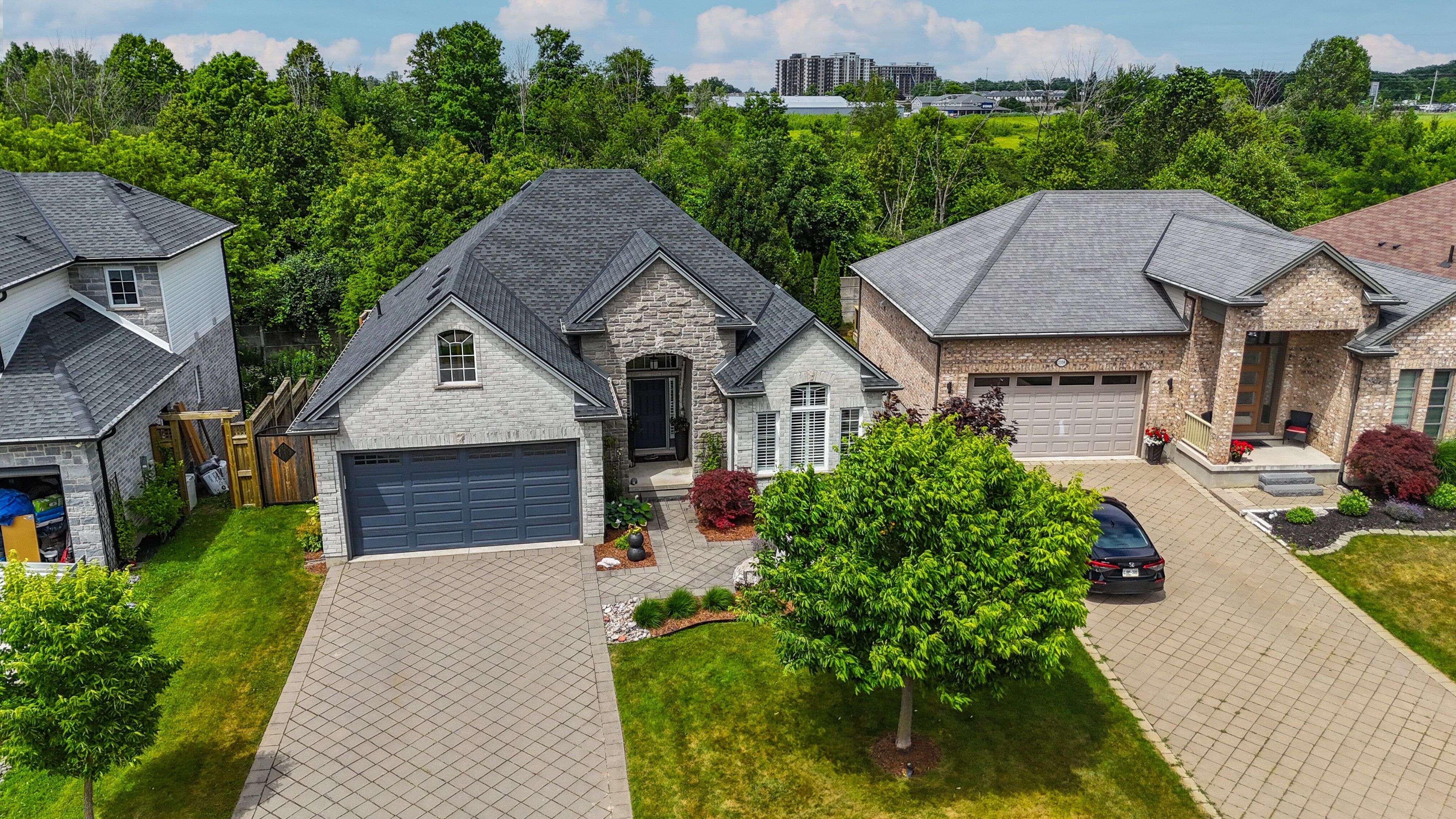 London North, ON N6H 0B9,1353 Staffordshire RD