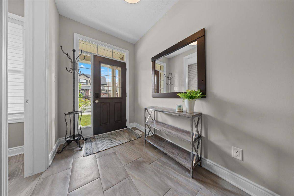 Stittsville - Munster - Richmond, ON K2S 1B9,778 Rosehill AVE
