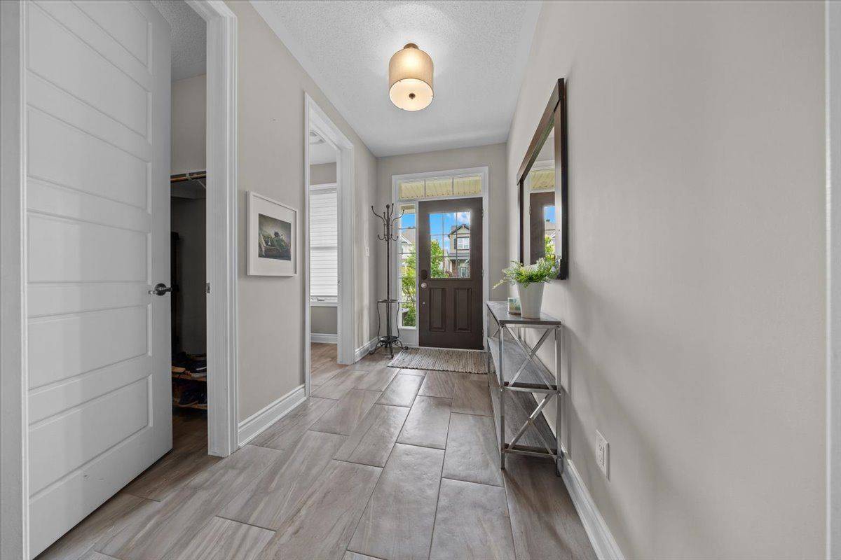 Stittsville - Munster - Richmond, ON K2S 1B9,778 Rosehill AVE