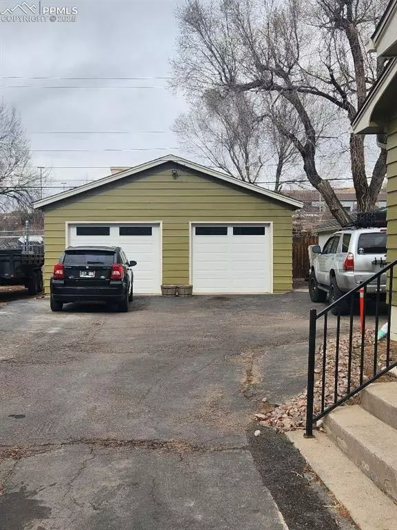 Colorado Springs, CO 80904,1728-1730 Armstrong AVE