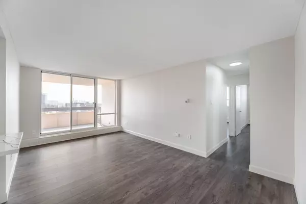 Mississauga, ON L4X 1S2,1615 Bloor ST #1111