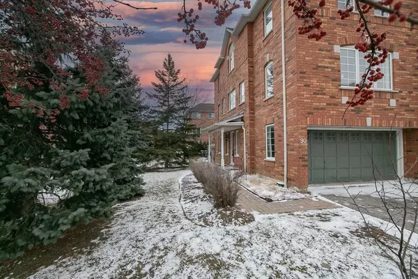 Mississauga, ON L4Z 4E2,80 Acorn PL #90