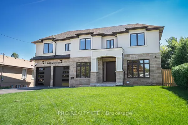 19 Maldaver AVE, Mississauga, ON L5M 1W4