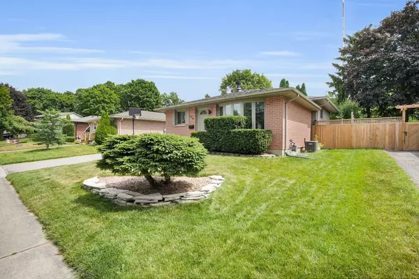 London South, ON N6J 4E3,270 Highview CRES