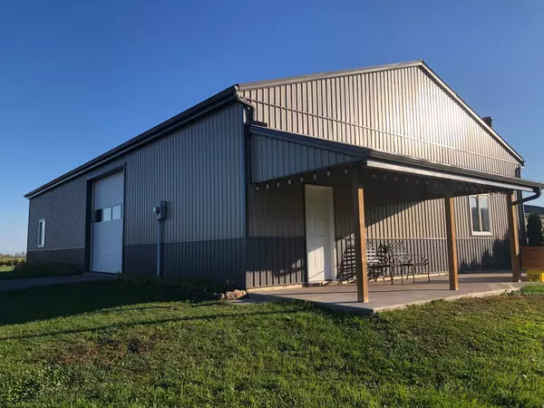 51 Oakes RD S #A, Grimsby, ON L3M 4A8
