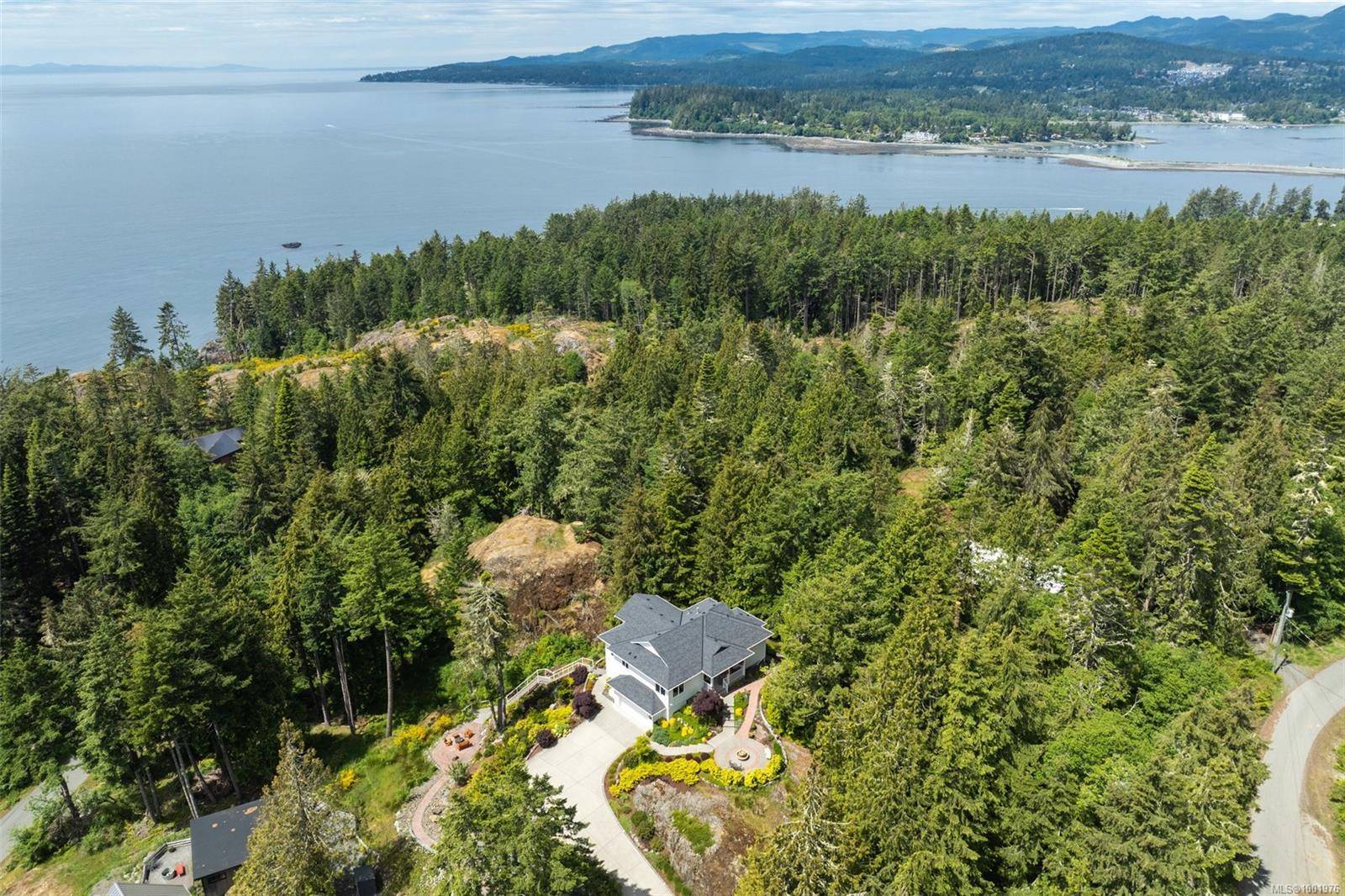 Sooke, BC V9Z 1L8,1210 Starlight Grove
