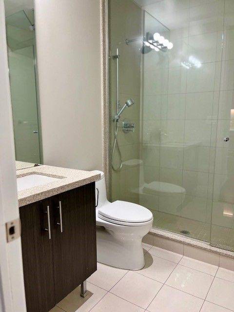 Toronto C08, ON M5E 0A5,39 Queens Quay E #530