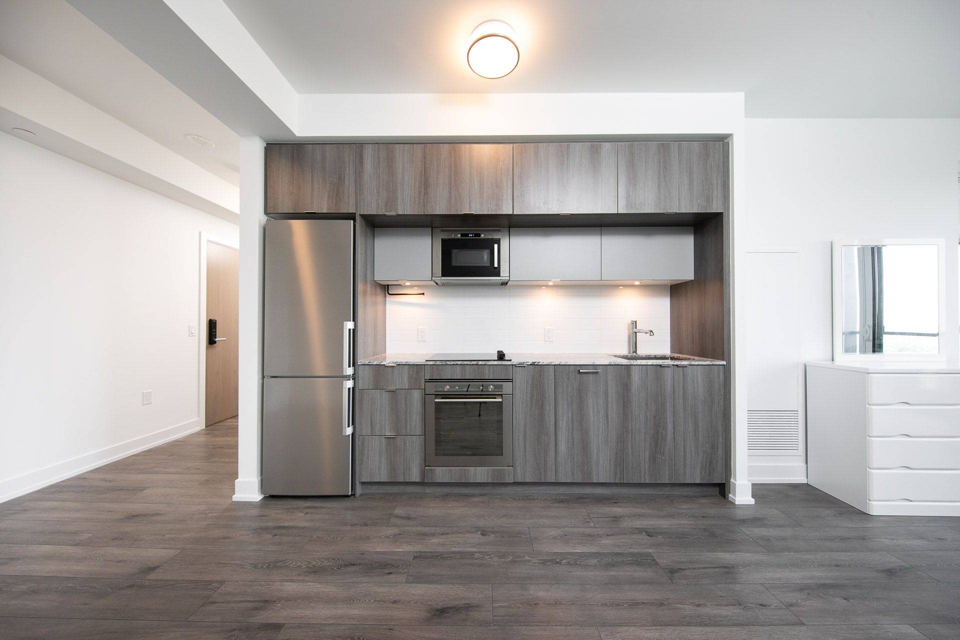 Toronto C08, ON M4W 0B3,585 Bloor ST E #2724