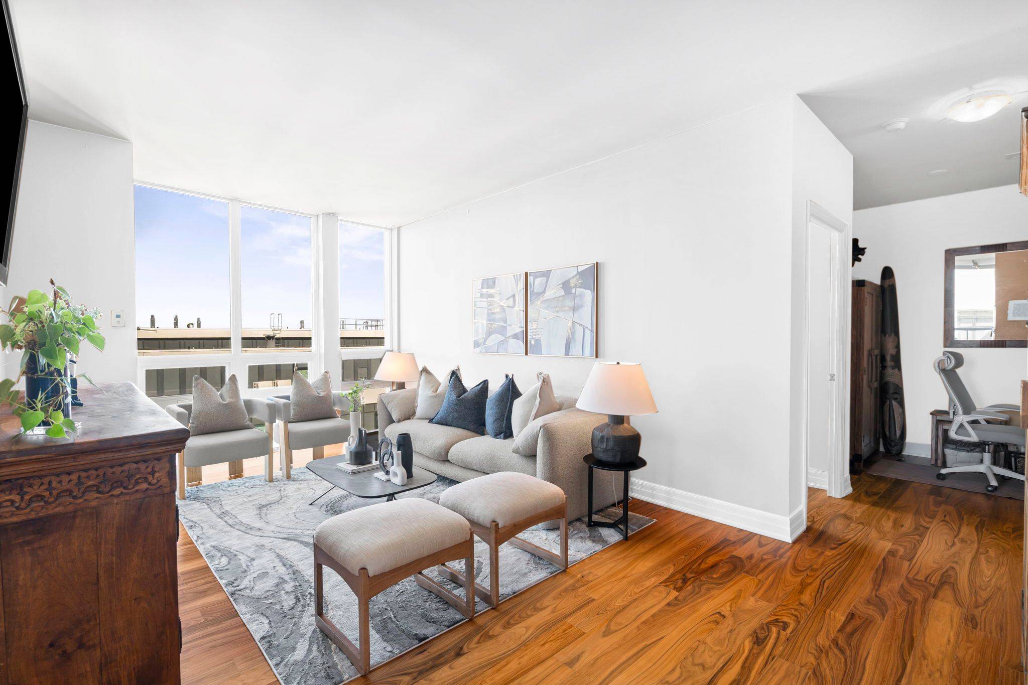 Toronto C03, ON M6C 1A8,500 St Clair AVE W #2103