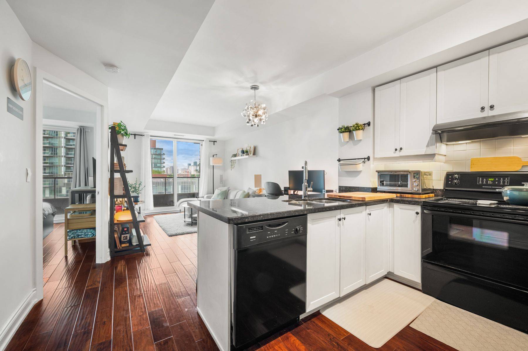 168 King ST E #1111, Toronto C08, ON M5A 4S4