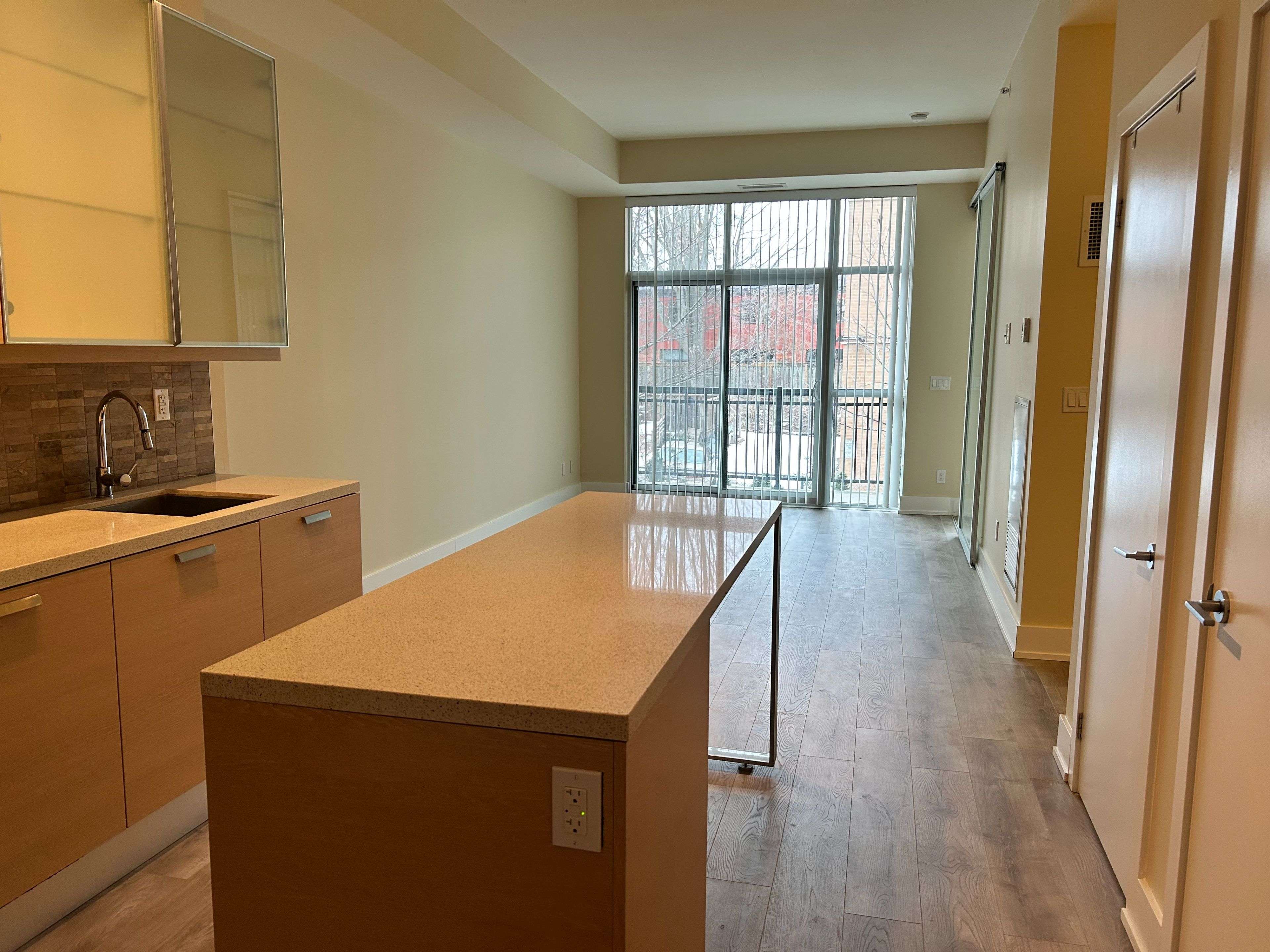 Toronto E02, ON M4L 0A4,66 Kippendavie AVE #217