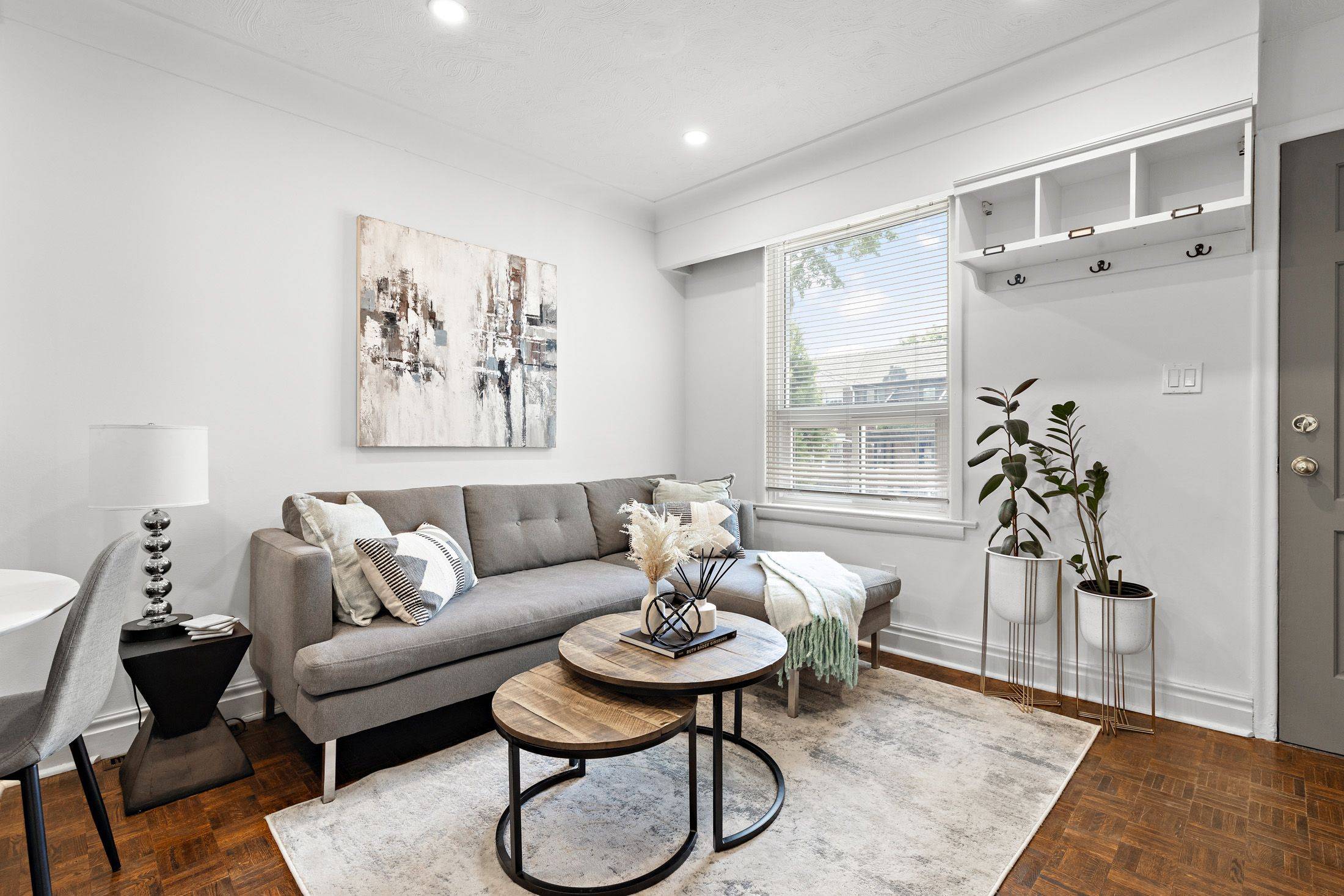 Toronto E02, ON M4C 3L8,123 Drayton AVE